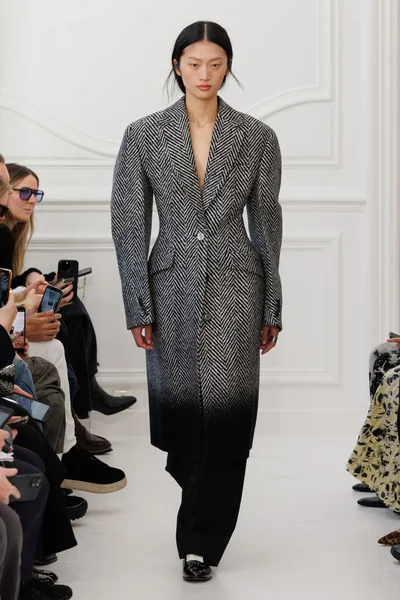 Look 9